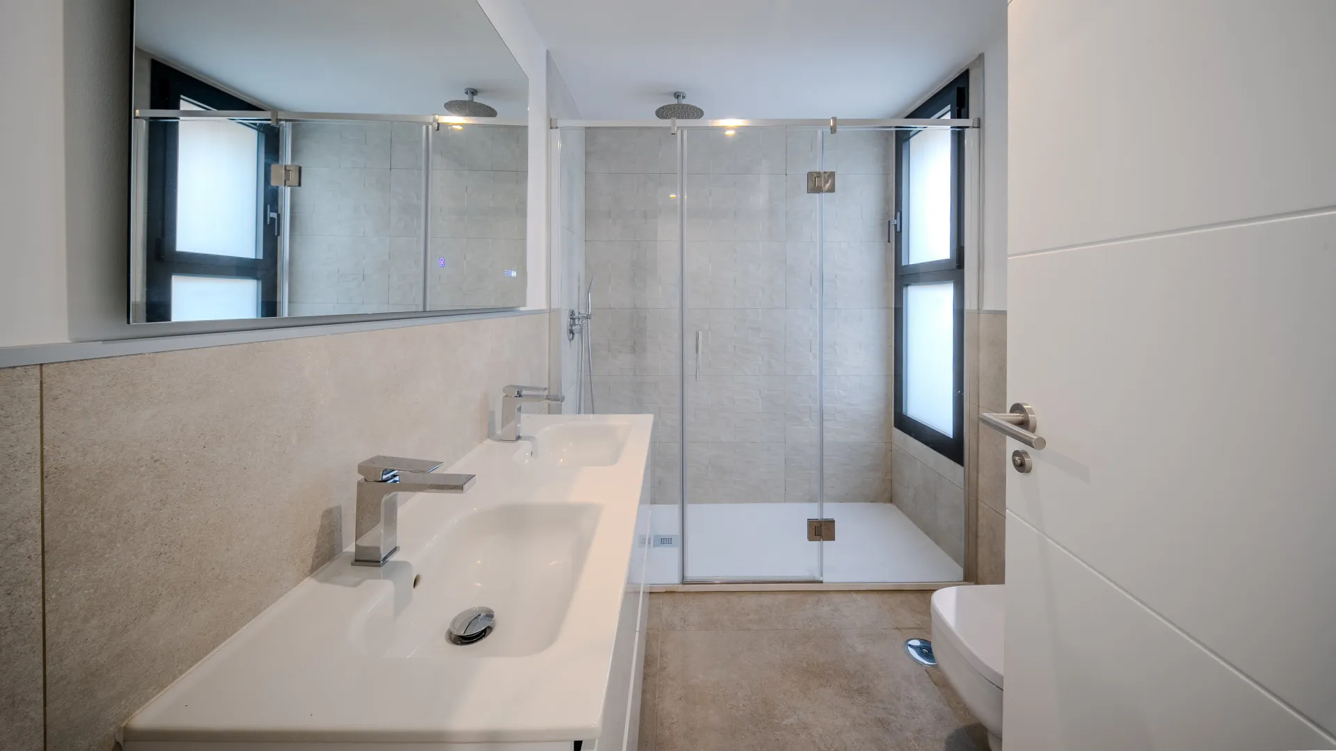 Ground floor apartment with 3 bedrooms for sale in Cancelada