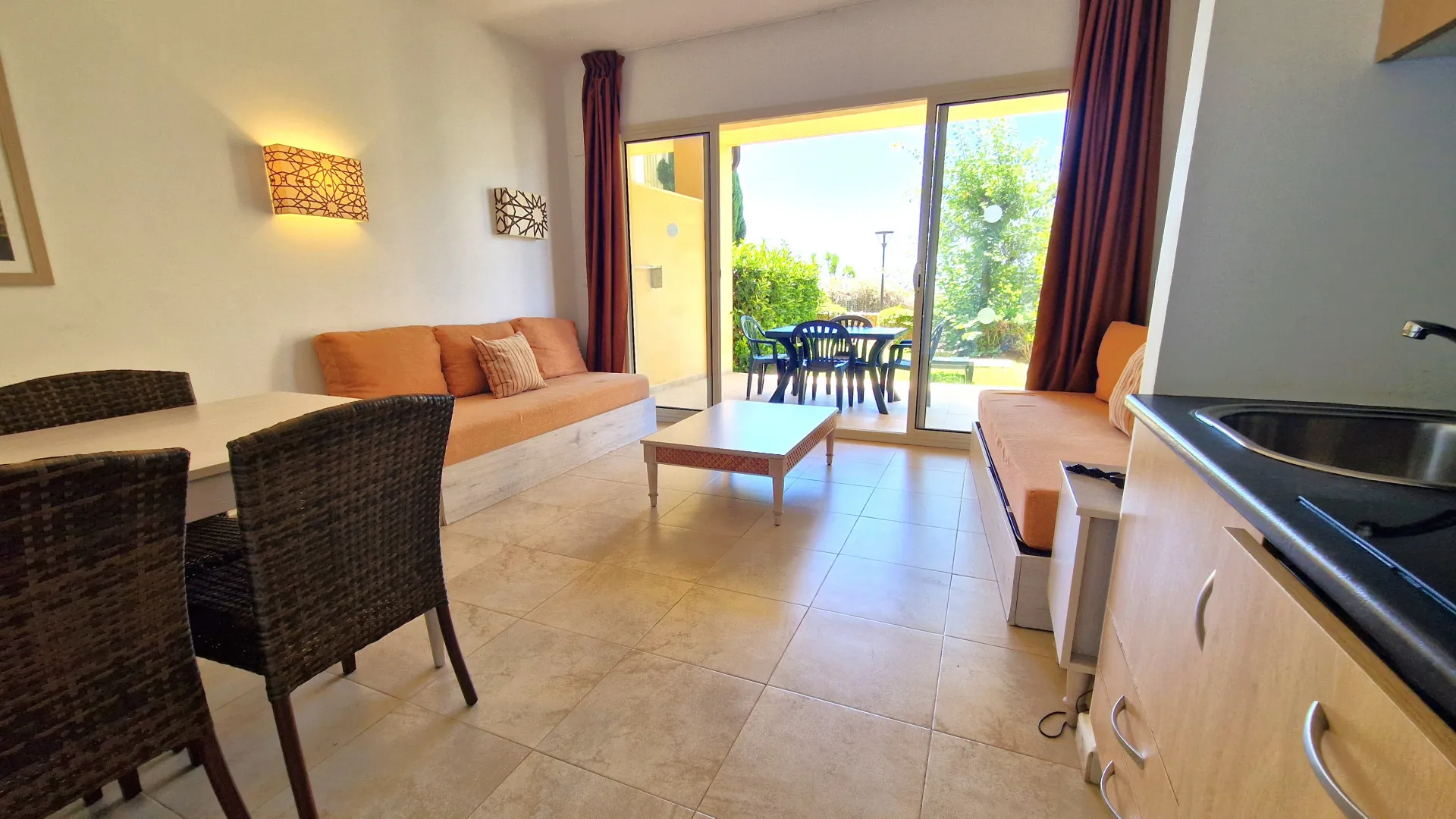 Bahia de las Rocas, apartamento planta baja con 1 dormitorio a la venta