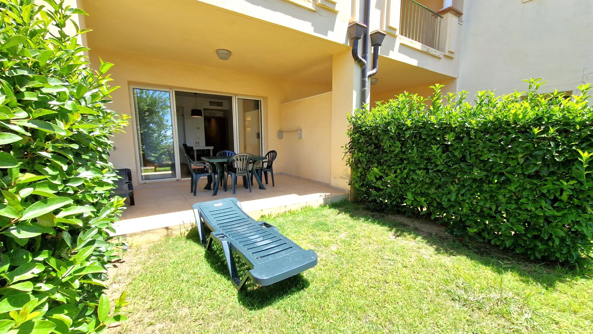 Bahia de las Rocas, apartamento planta baja con 1 dormitorio a la venta