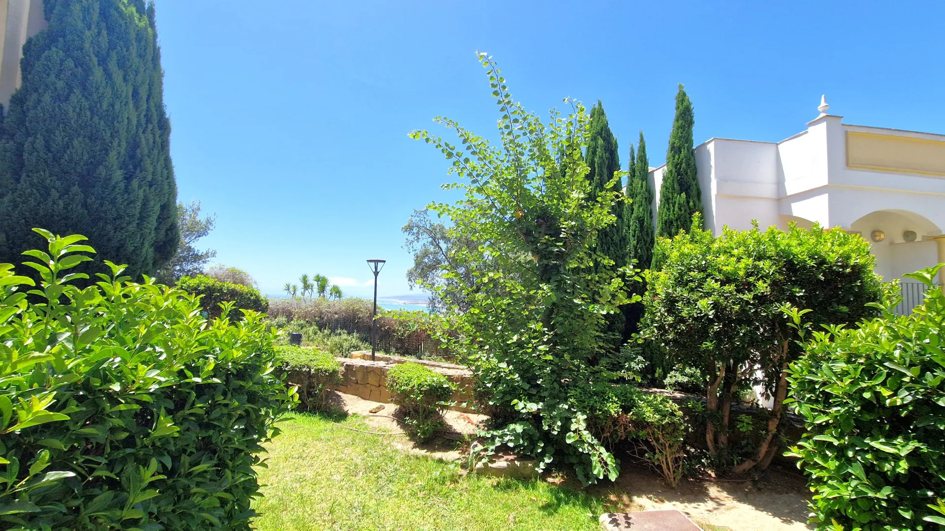 Bahia de las Rocas, apartamento planta baja con 1 dormitorio a la venta