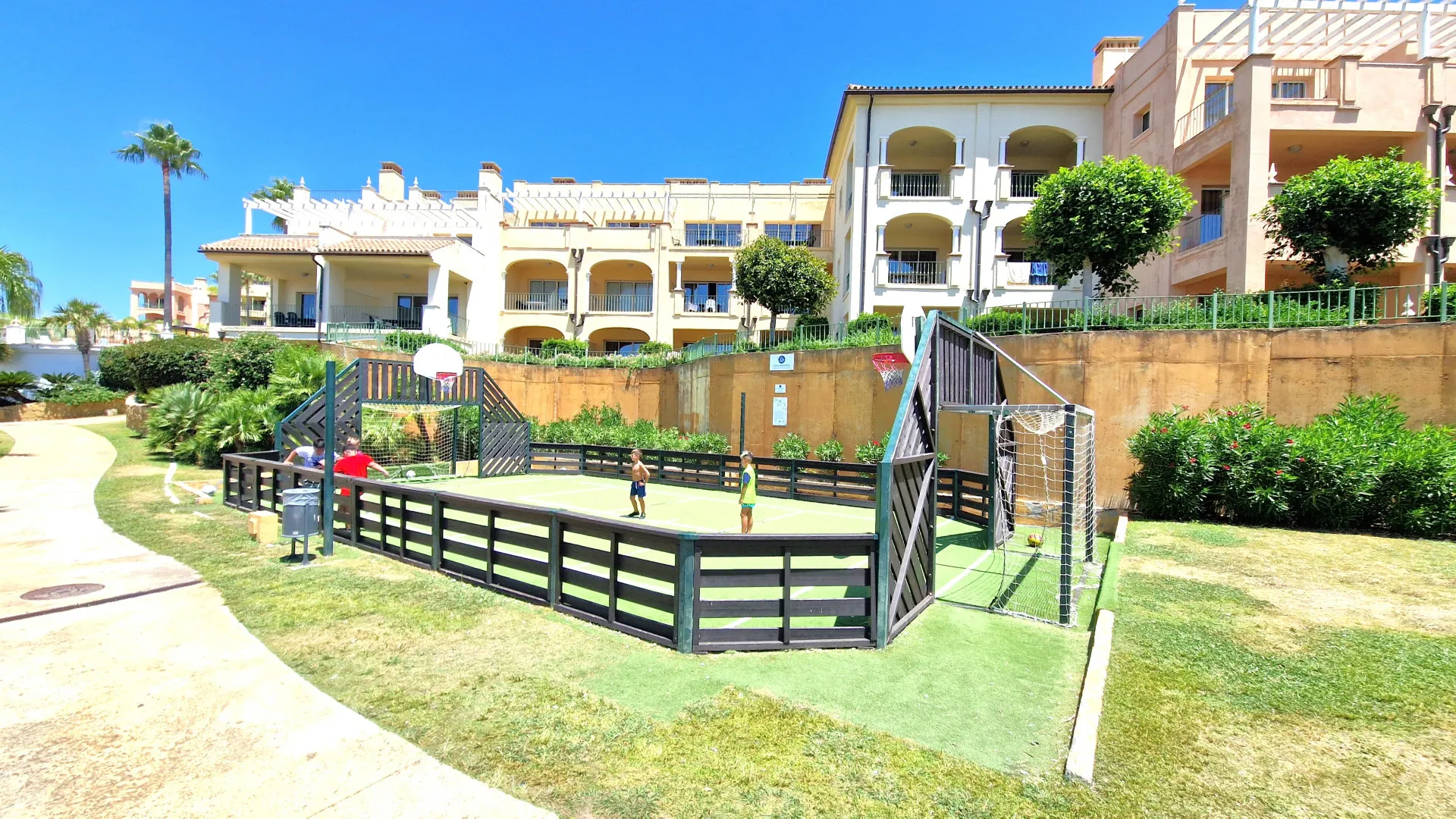 Bahia de las Rocas, apartamento planta baja con 1 dormitorio a la venta