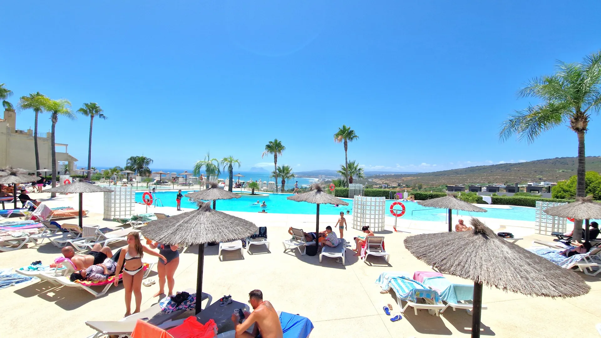 Bahia de las Rocas, apartamento planta baja con 1 dormitorio a la venta