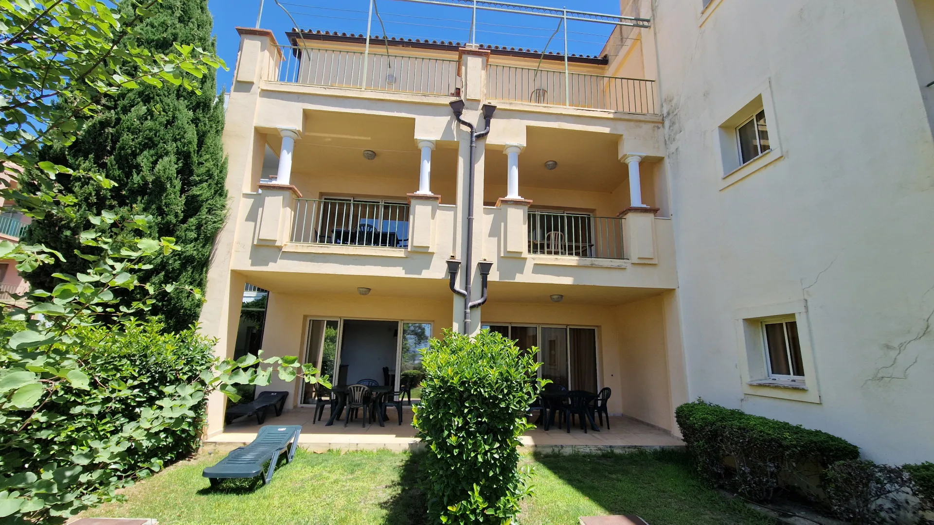 Bahia de las Rocas, apartamento planta baja con 1 dormitorio a la venta