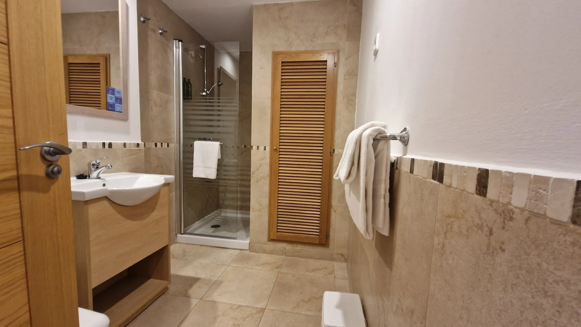 Bahia de las Rocas, atico duplex en venta de 3 dormitorios