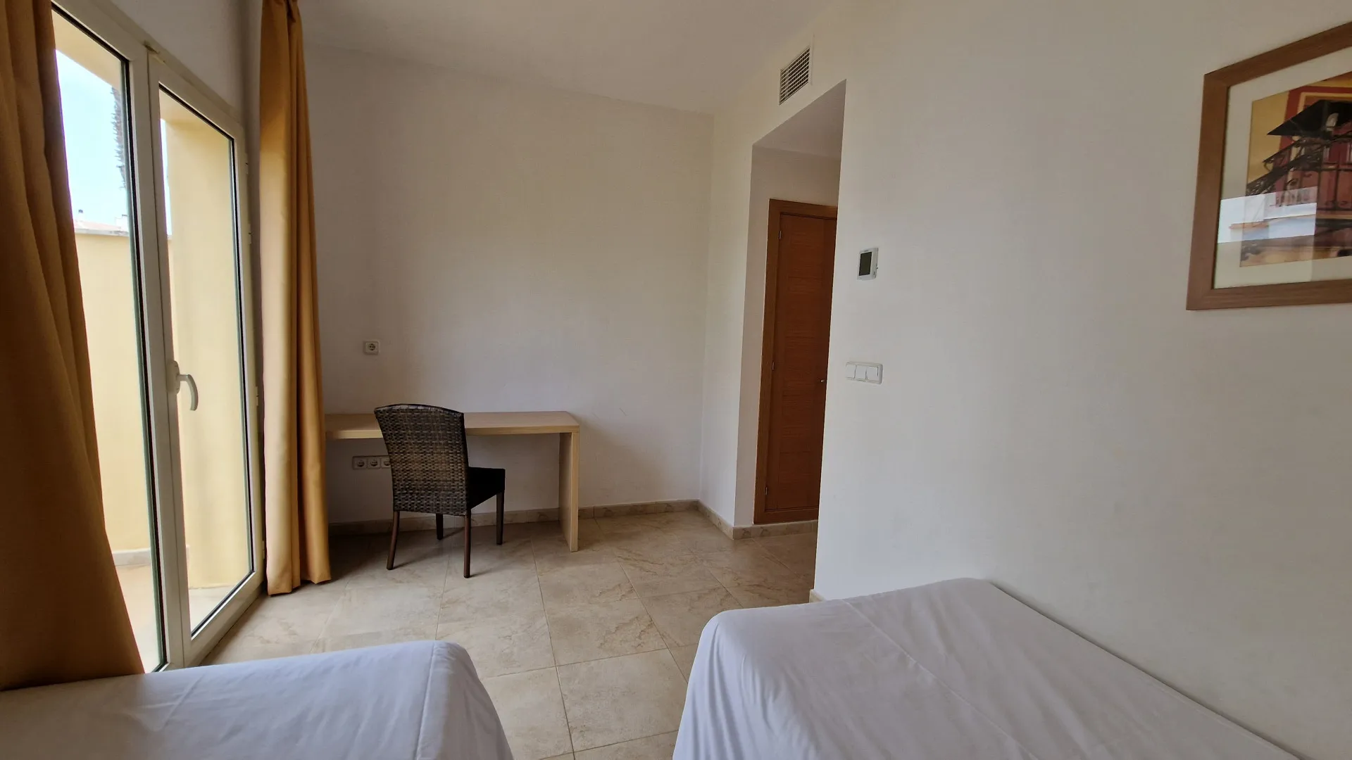 Bahia de las Rocas, atico duplex en venta de 3 dormitorios