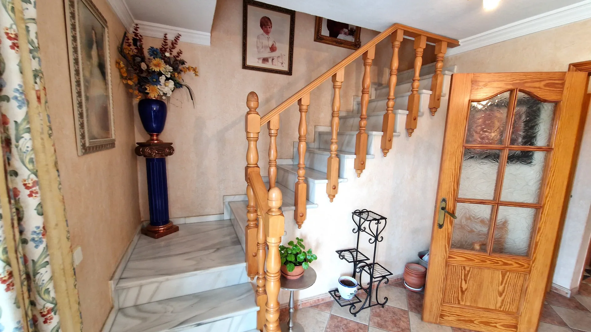 For sale Manilva Pueblo 6 bedrooms semi detached house