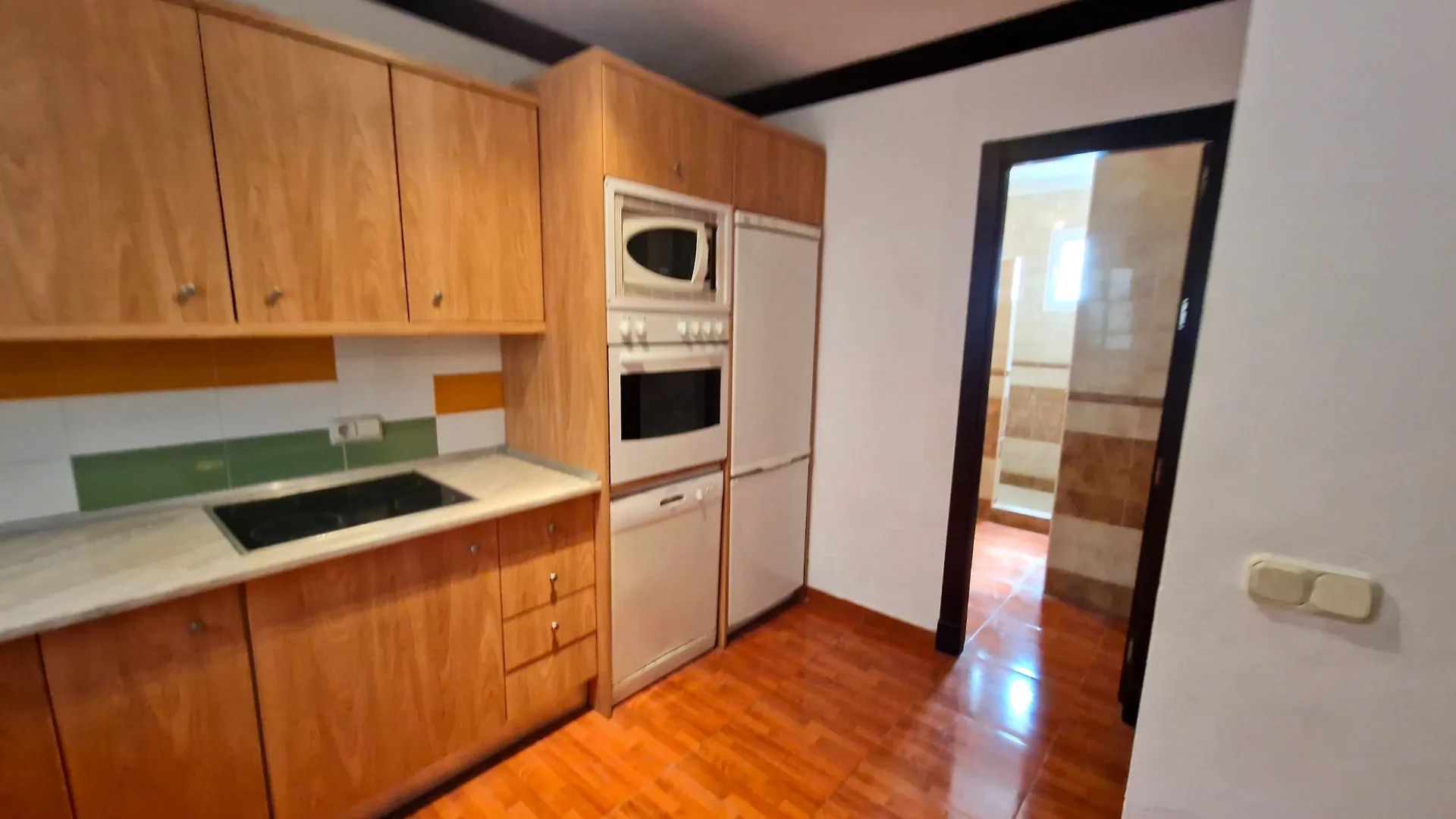 For sale Manilva Pueblo 6 bedrooms semi detached house