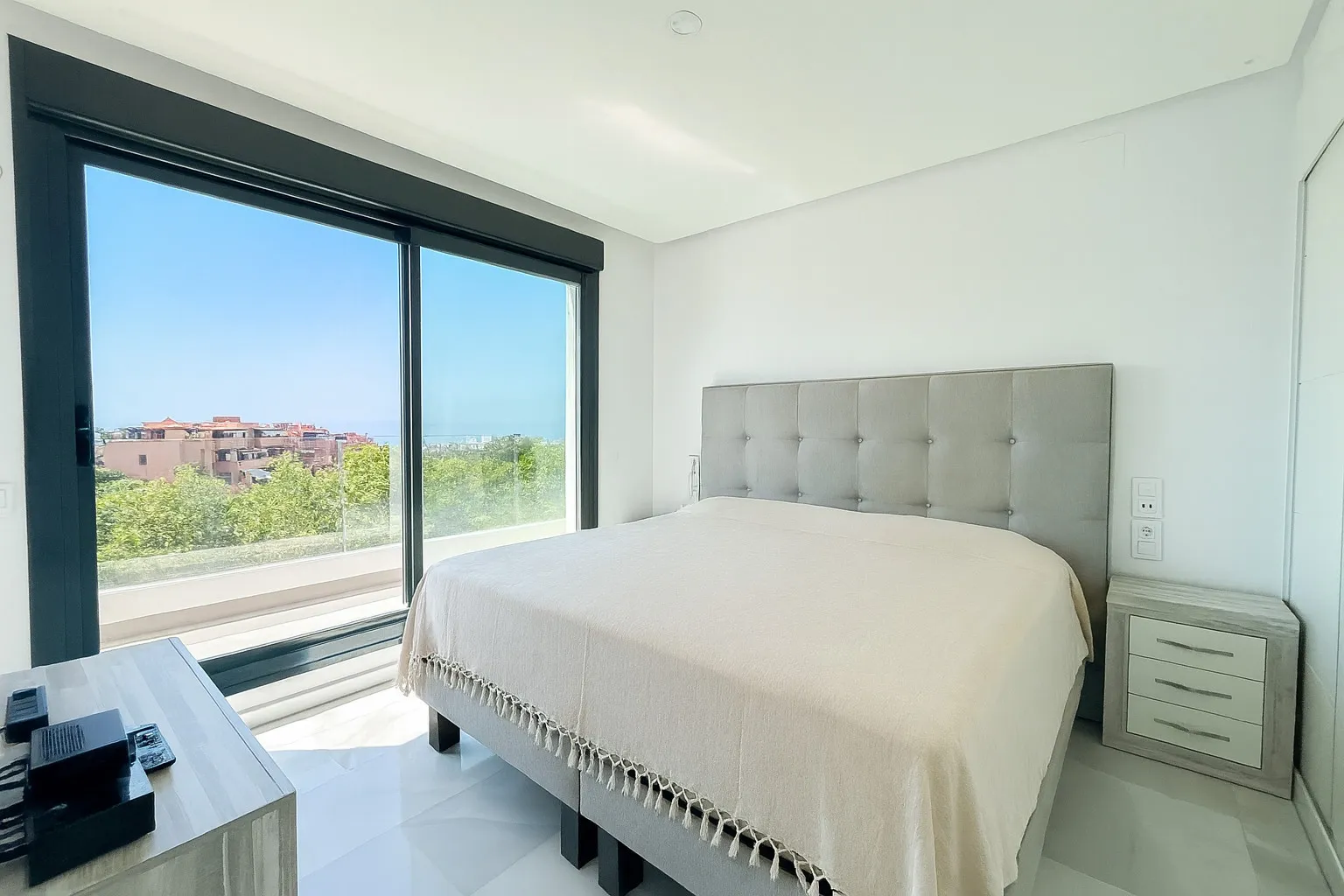 For sale duplex penthouse in Marbella