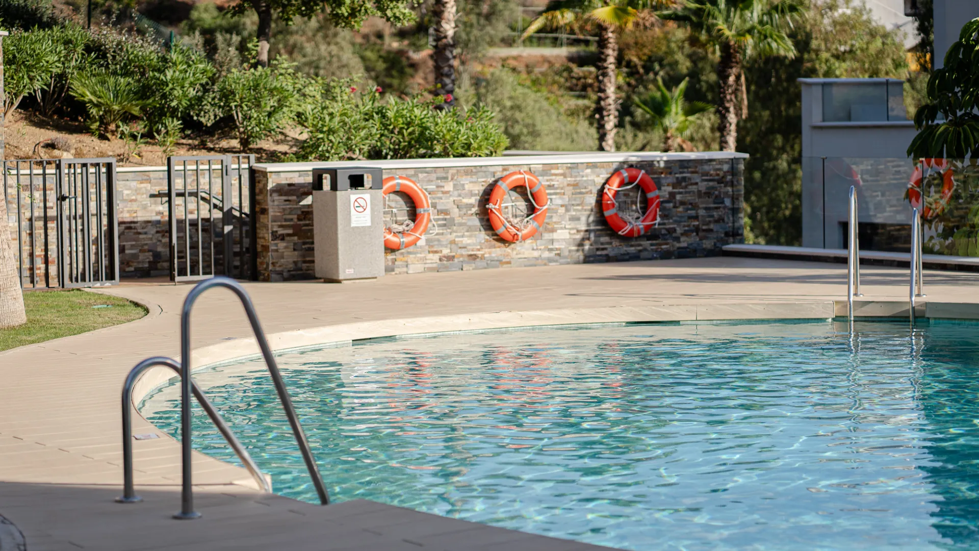 For sale duplex penthouse in Marbella