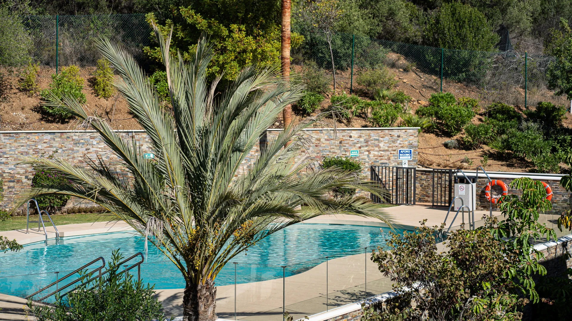 For sale duplex penthouse in Marbella