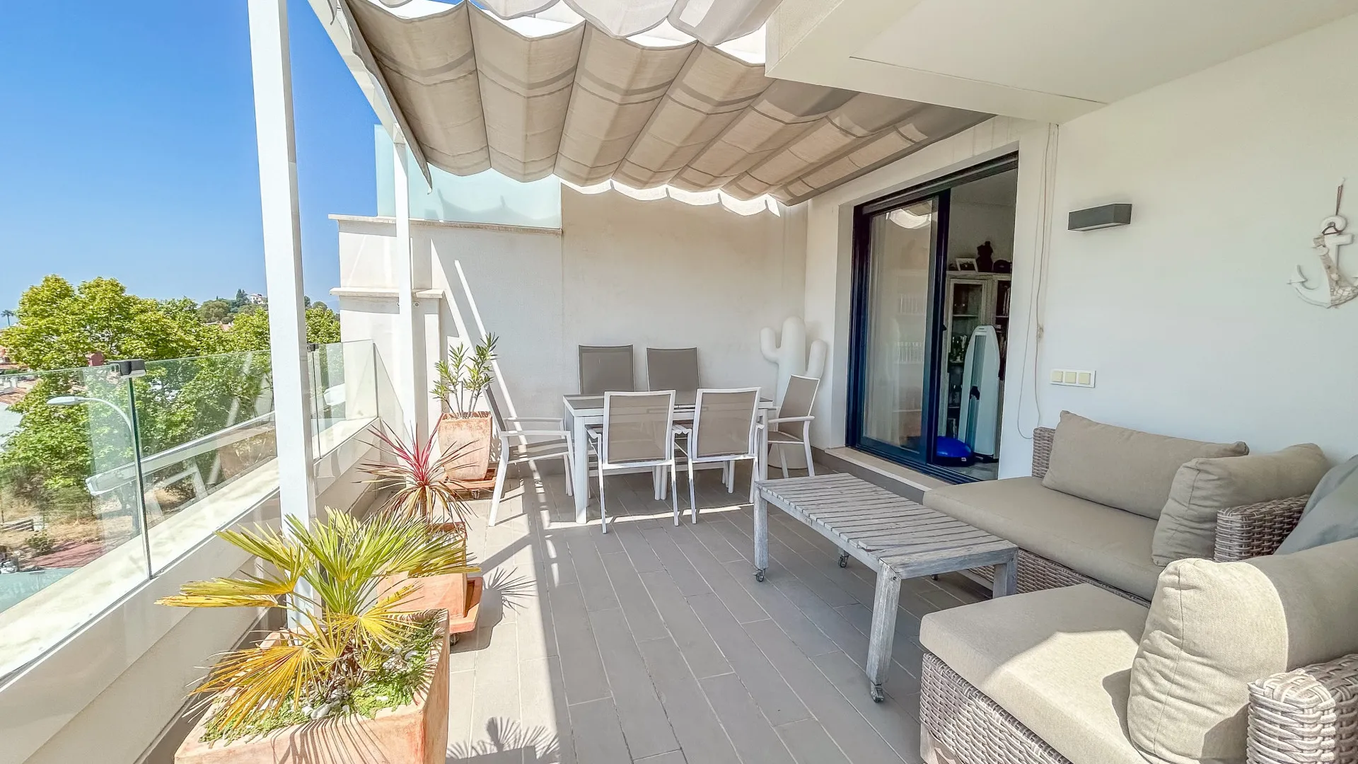 For sale duplex penthouse in Marbella