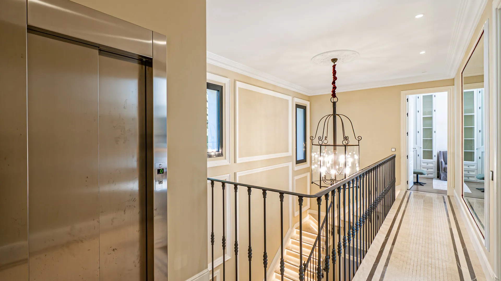 Comprar villa de 6 dormitorios en Los Flamingos