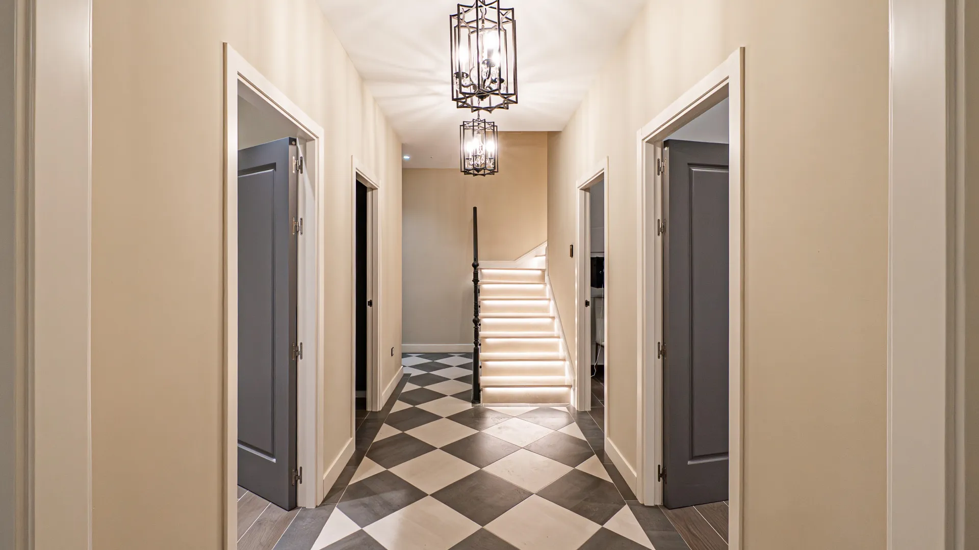 Comprar villa de 6 dormitorios en Los Flamingos