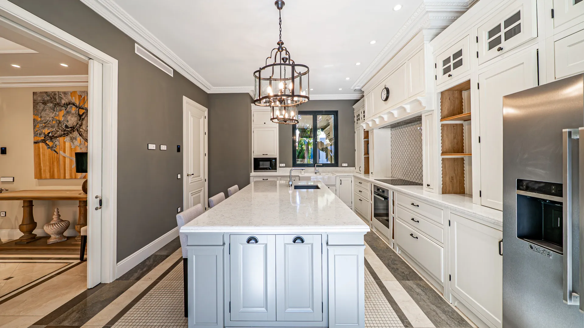 Comprar villa de 6 dormitorios en Los Flamingos