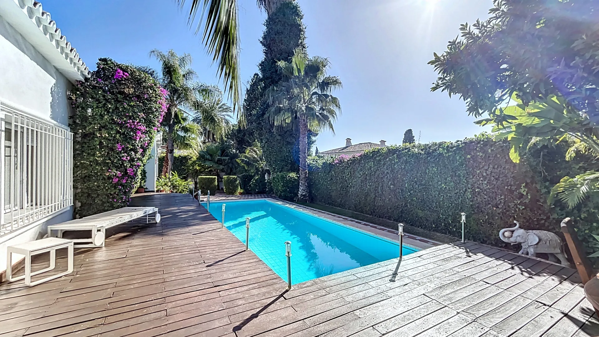 Villa con 3 dormitorios en venta en Guadalmina Alta