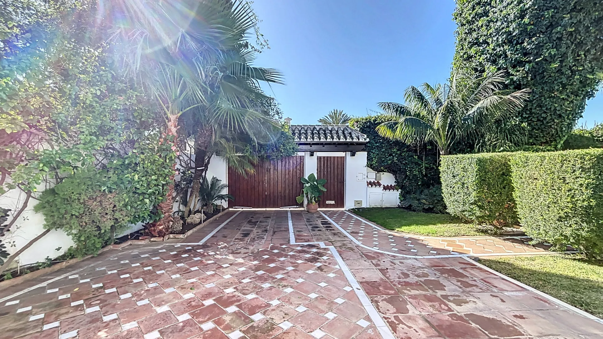 Villa con 3 dormitorios en venta en Guadalmina Alta