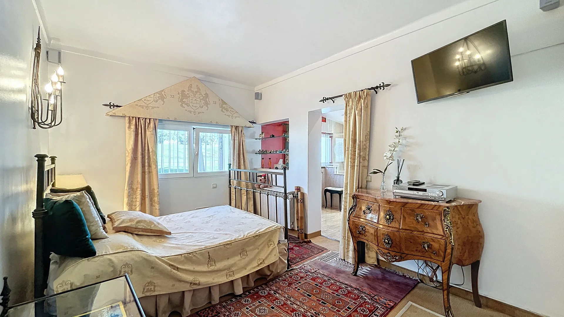 Villa con 3 dormitorios en venta en Guadalmina Alta
