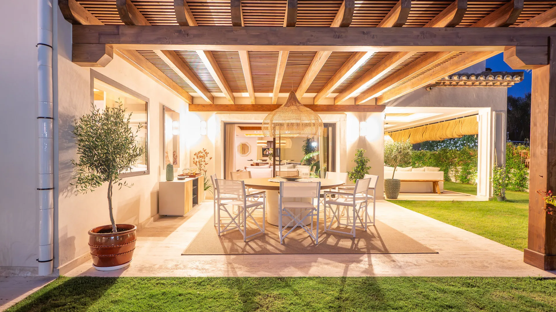 Casasola 6 bedrooms villa for sale