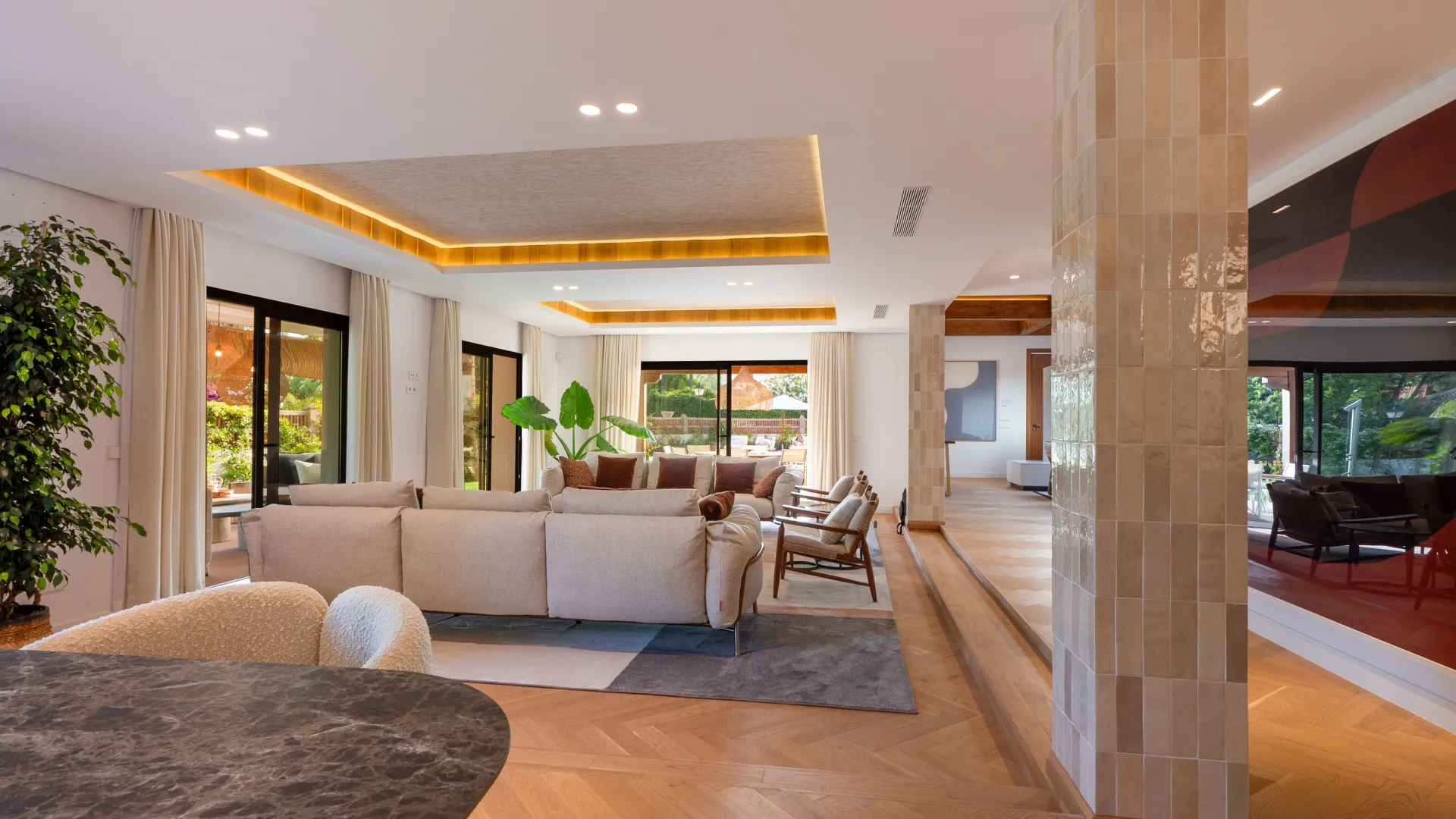 Casasola 6 bedrooms villa for sale