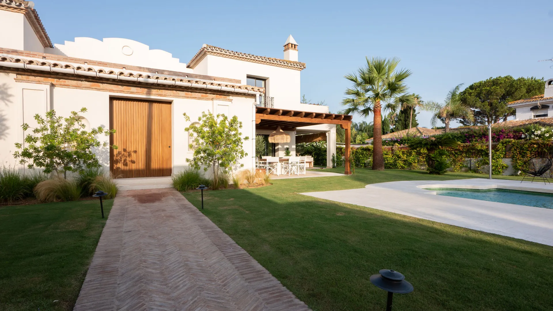 Casasola 6 bedrooms villa for sale