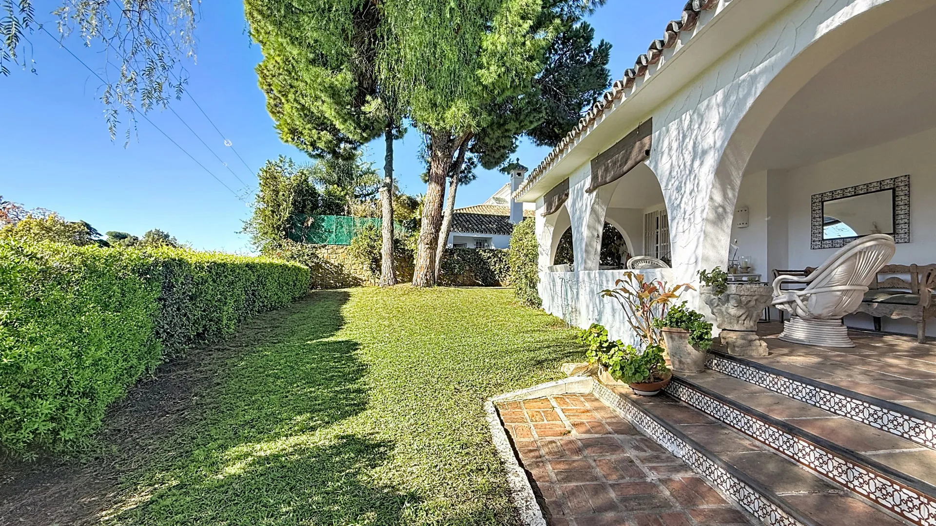 Guadalmina Alta 4 bedrooms villa for sale