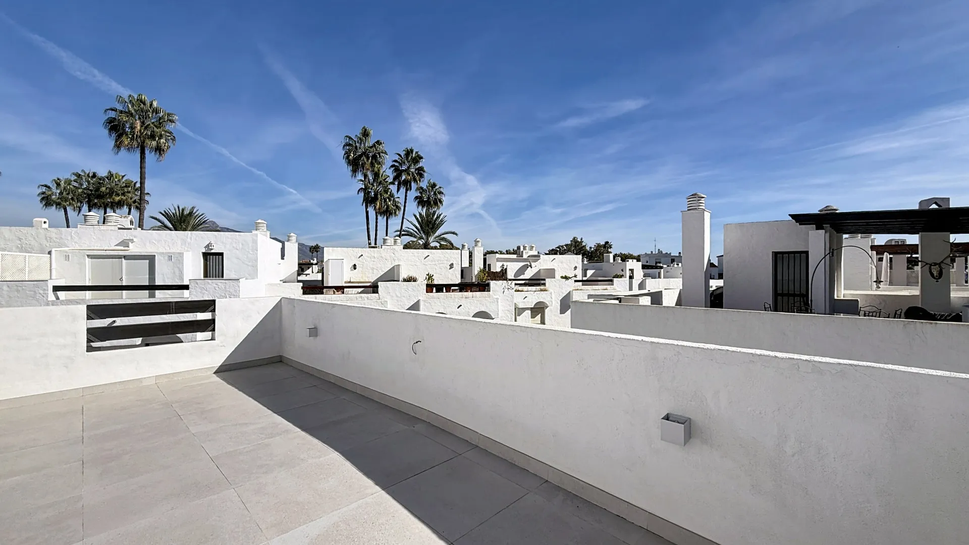 Guadalvillas 6 bedrooms town house for sale