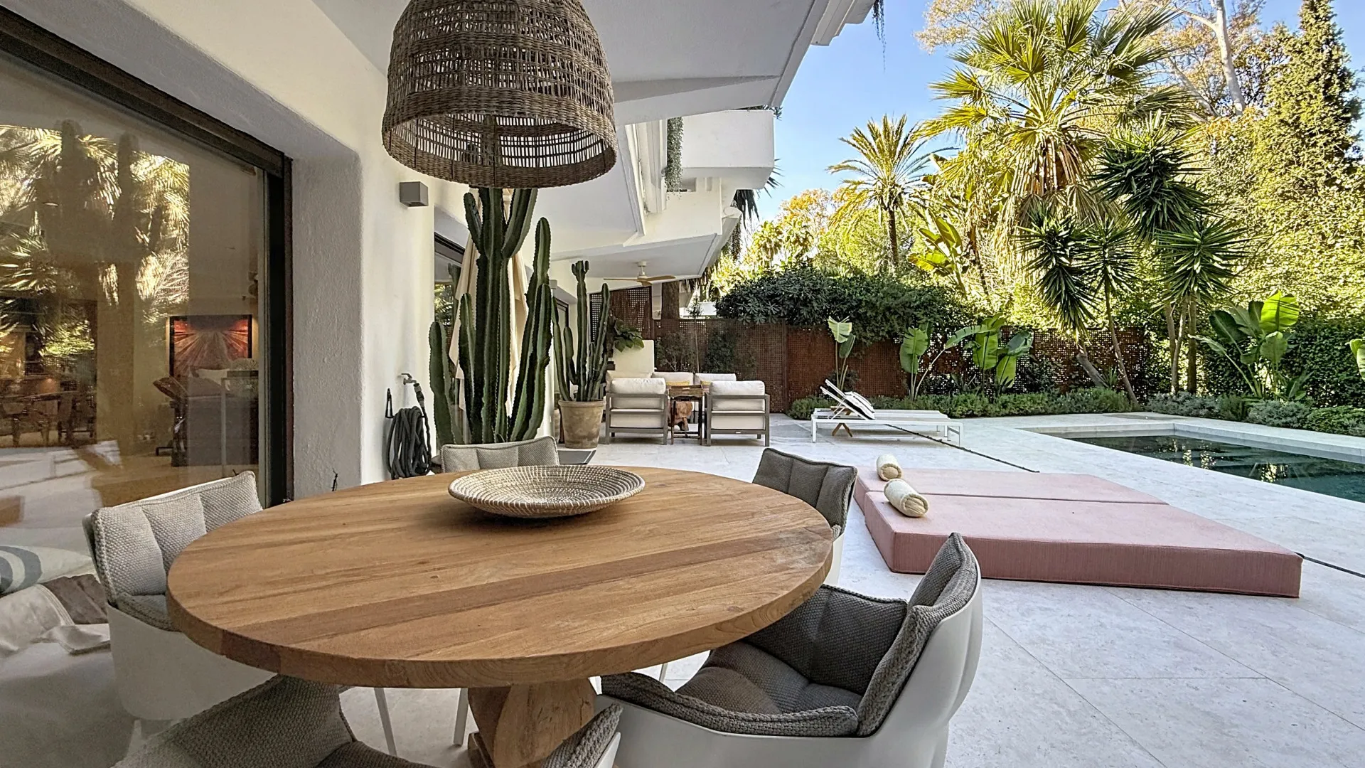 Apartamento de 3 dormitorios en venta en Kings Hills