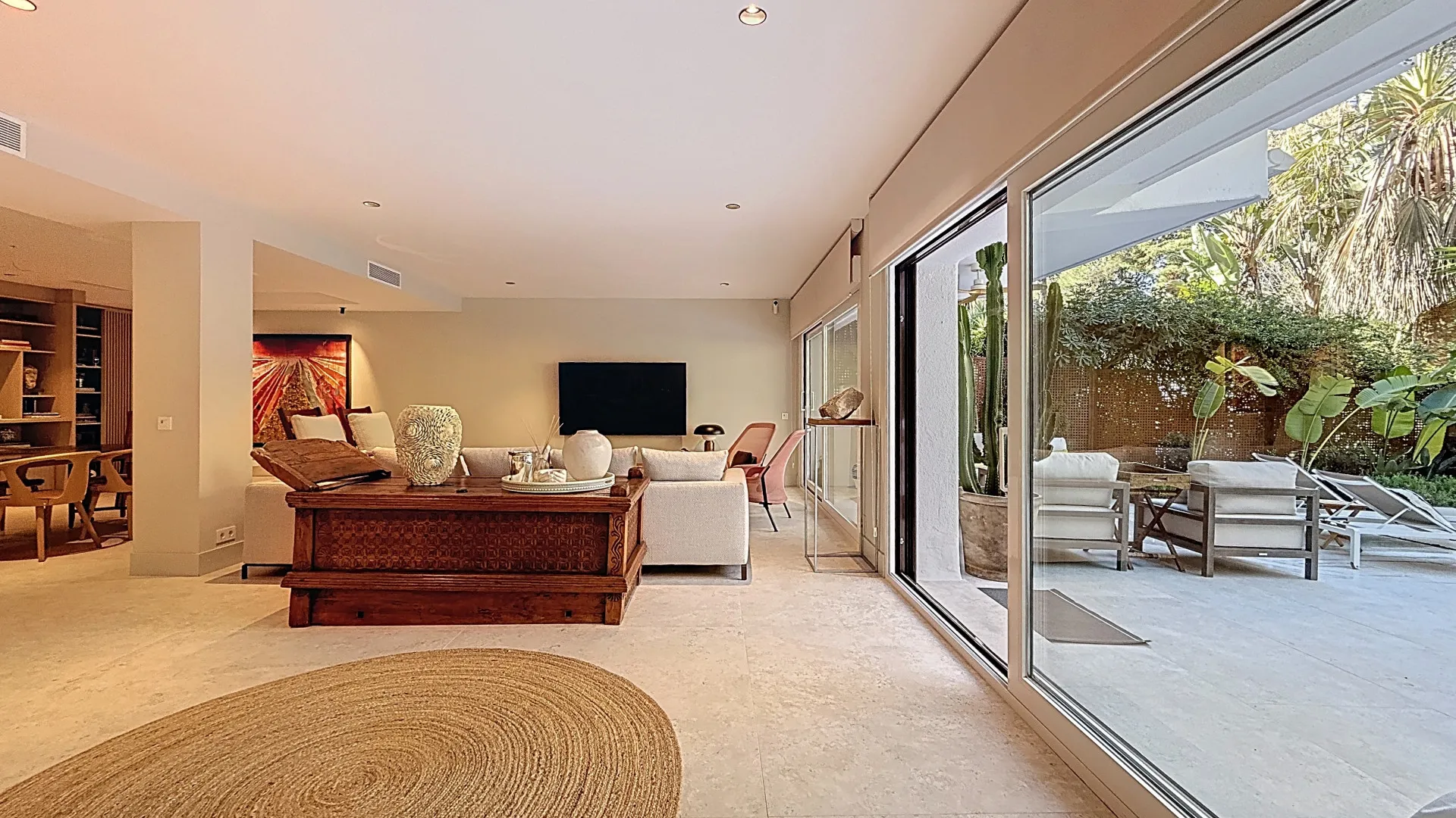 Apartamento de 3 dormitorios en venta en Kings Hills