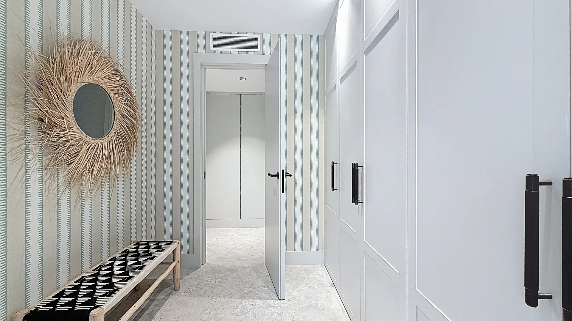 Apartamento de 3 dormitorios en venta en Kings Hills