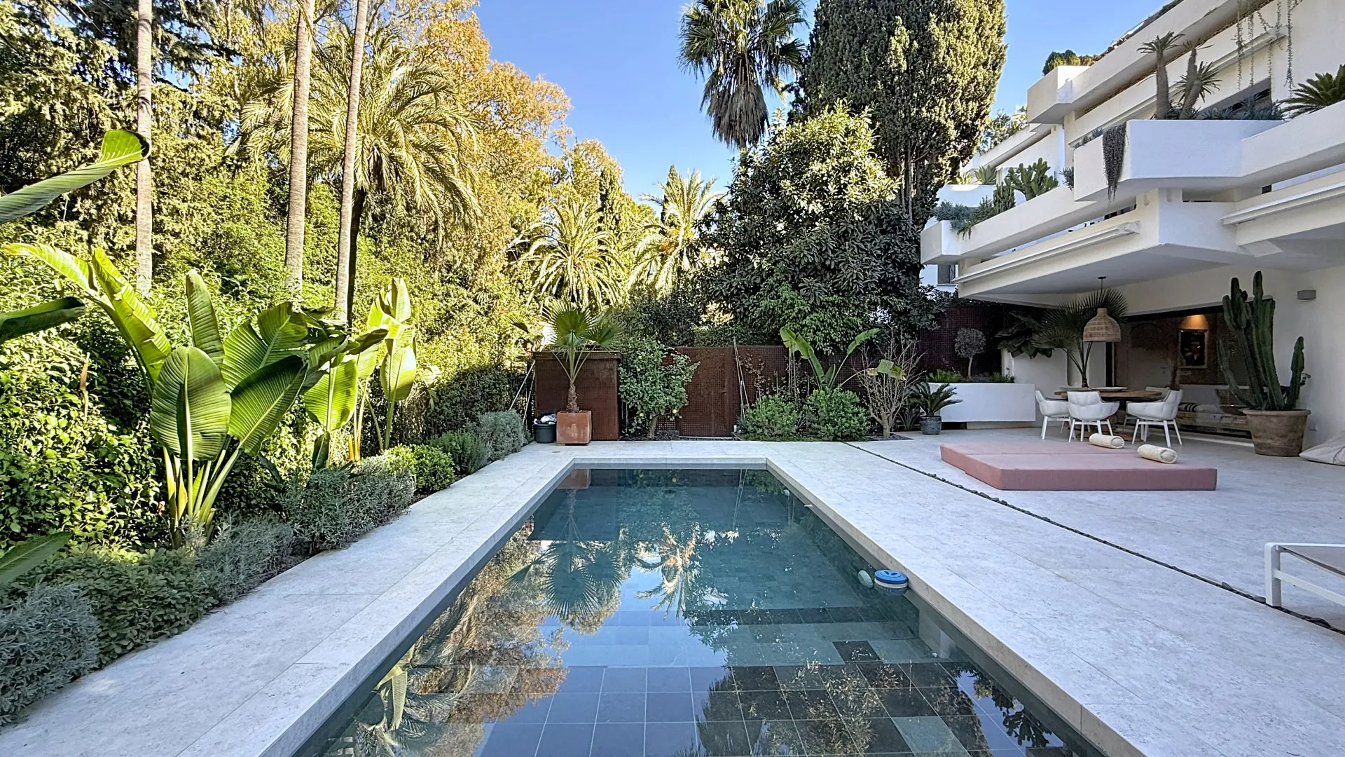 Apartamento de 3 dormitorios en venta en Kings Hills