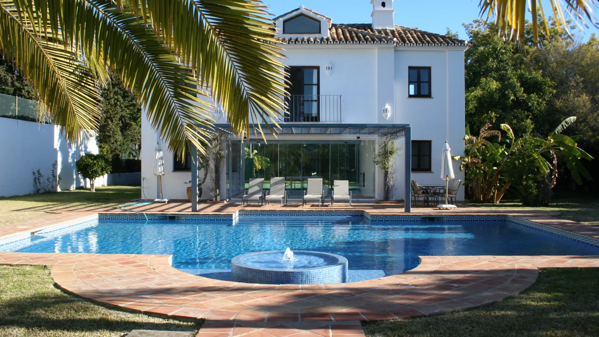 For sale Guadalmina Baja 5 bedrooms villa