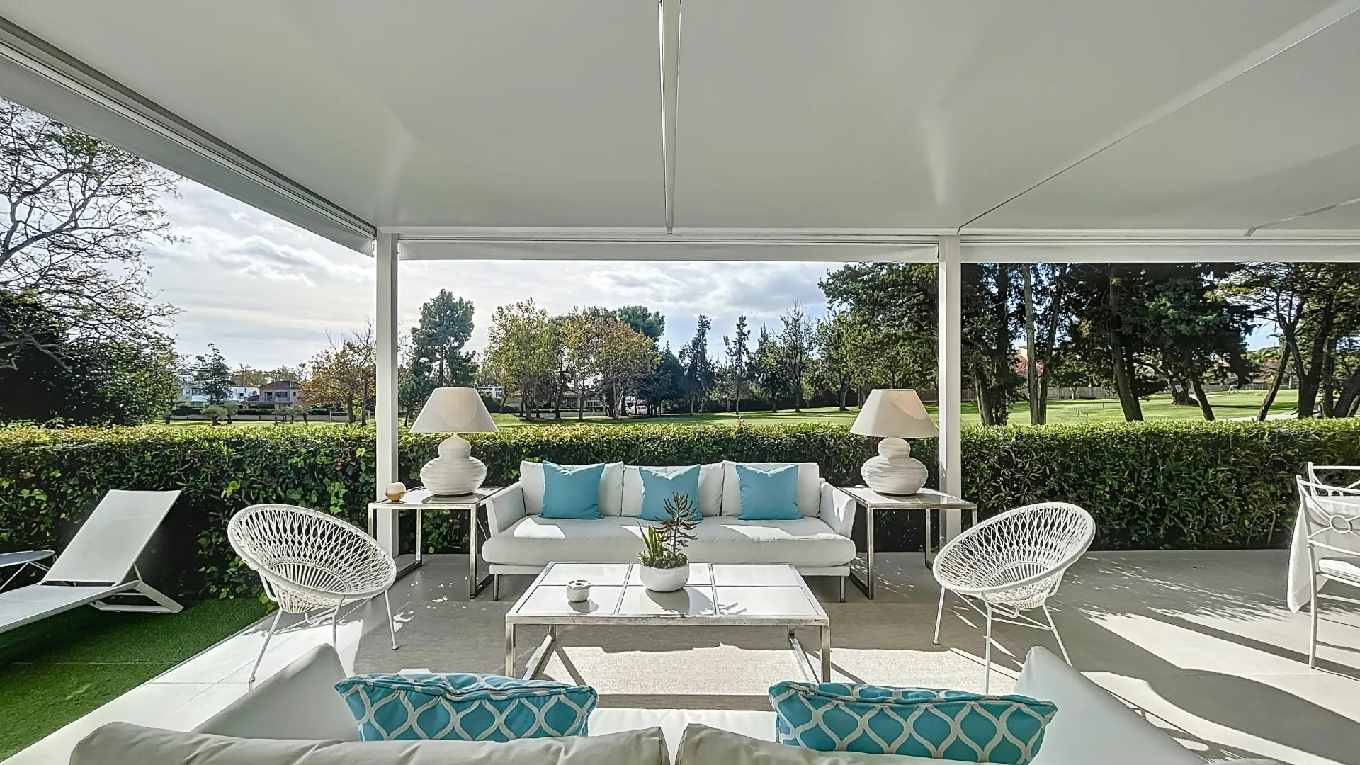 Villa en venta en Guadalmina Alta con 4 dormitorios