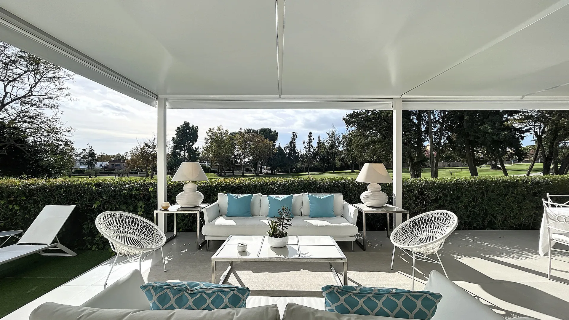 Villa en venta en Guadalmina Alta con 4 dormitorios