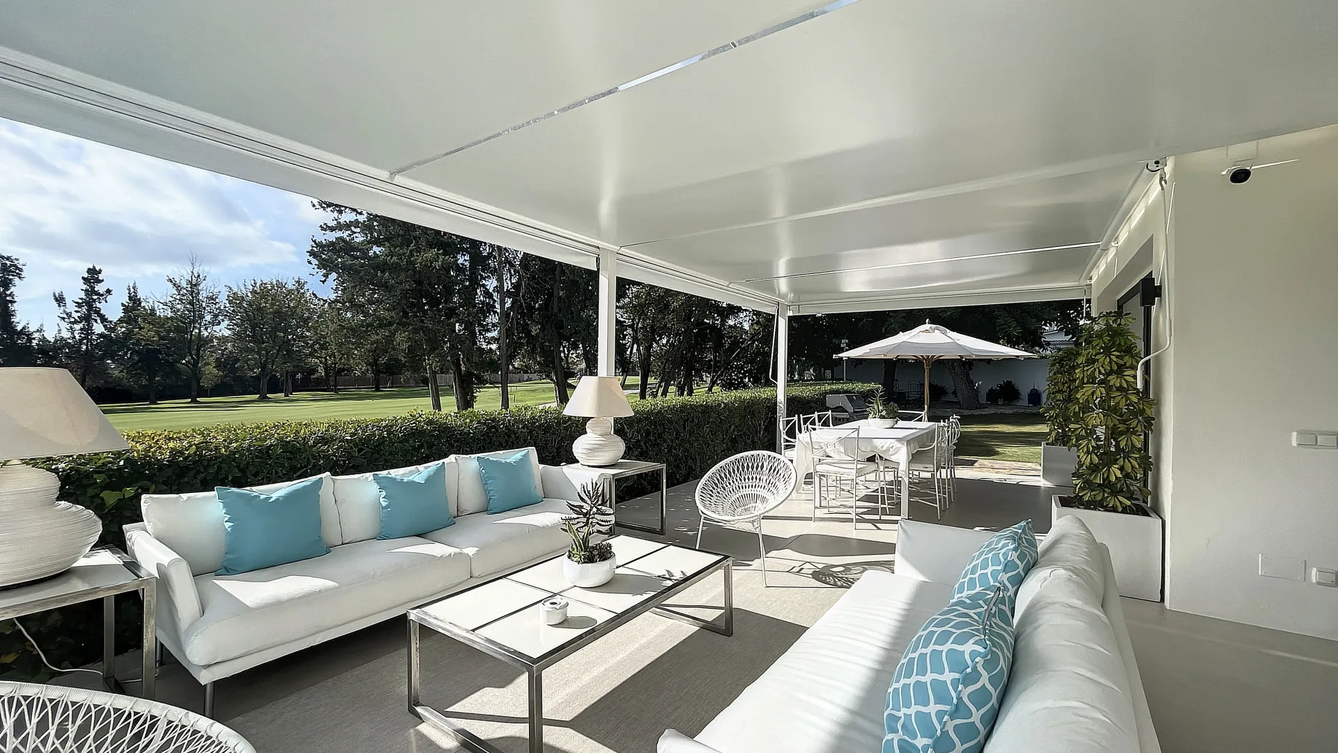 Villa en venta en Guadalmina Alta con 4 dormitorios