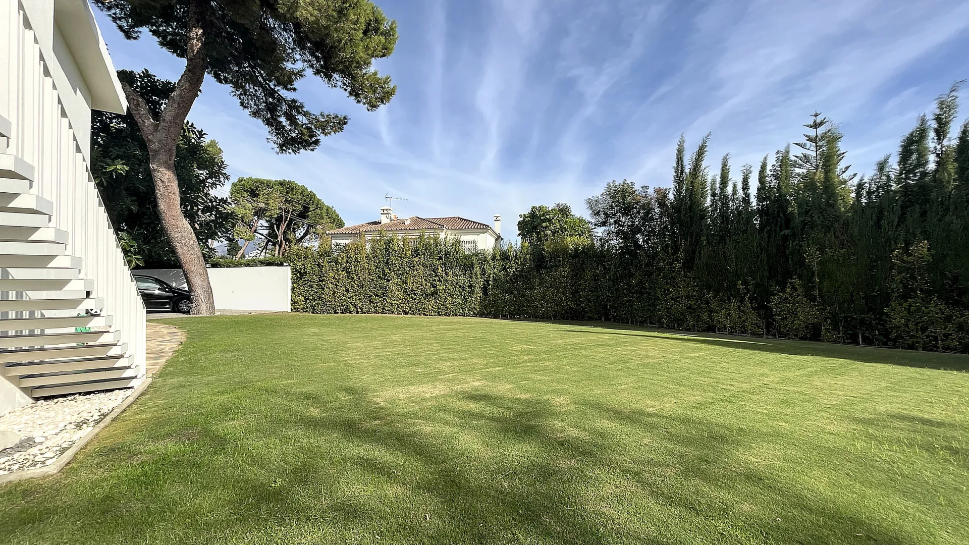 Villa en venta en Guadalmina Alta con 4 dormitorios