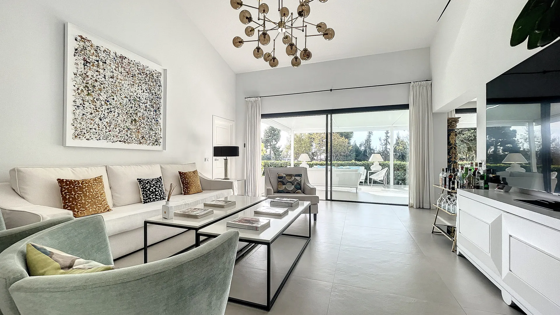 Villa en venta en Guadalmina Alta con 4 dormitorios