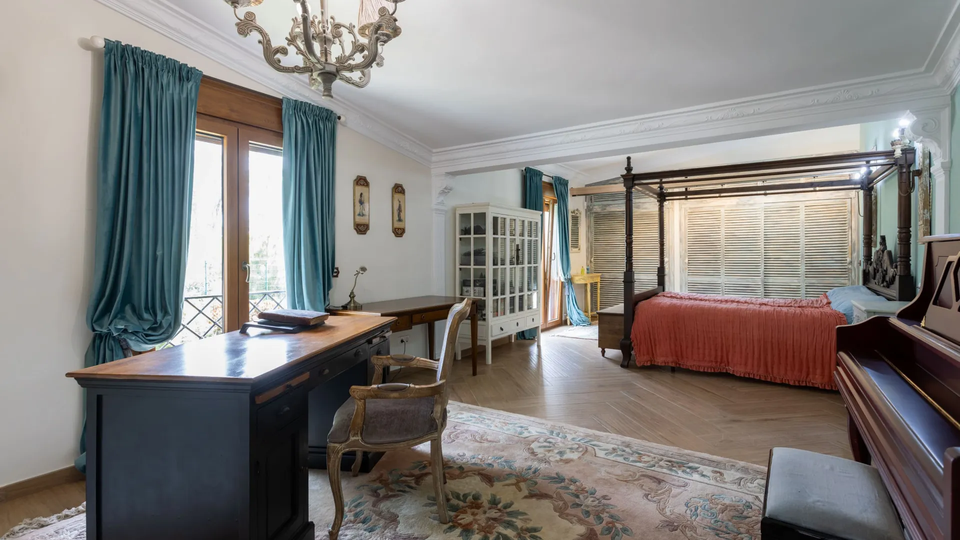 For sale Guadalmina Baja villa with 4 bedrooms