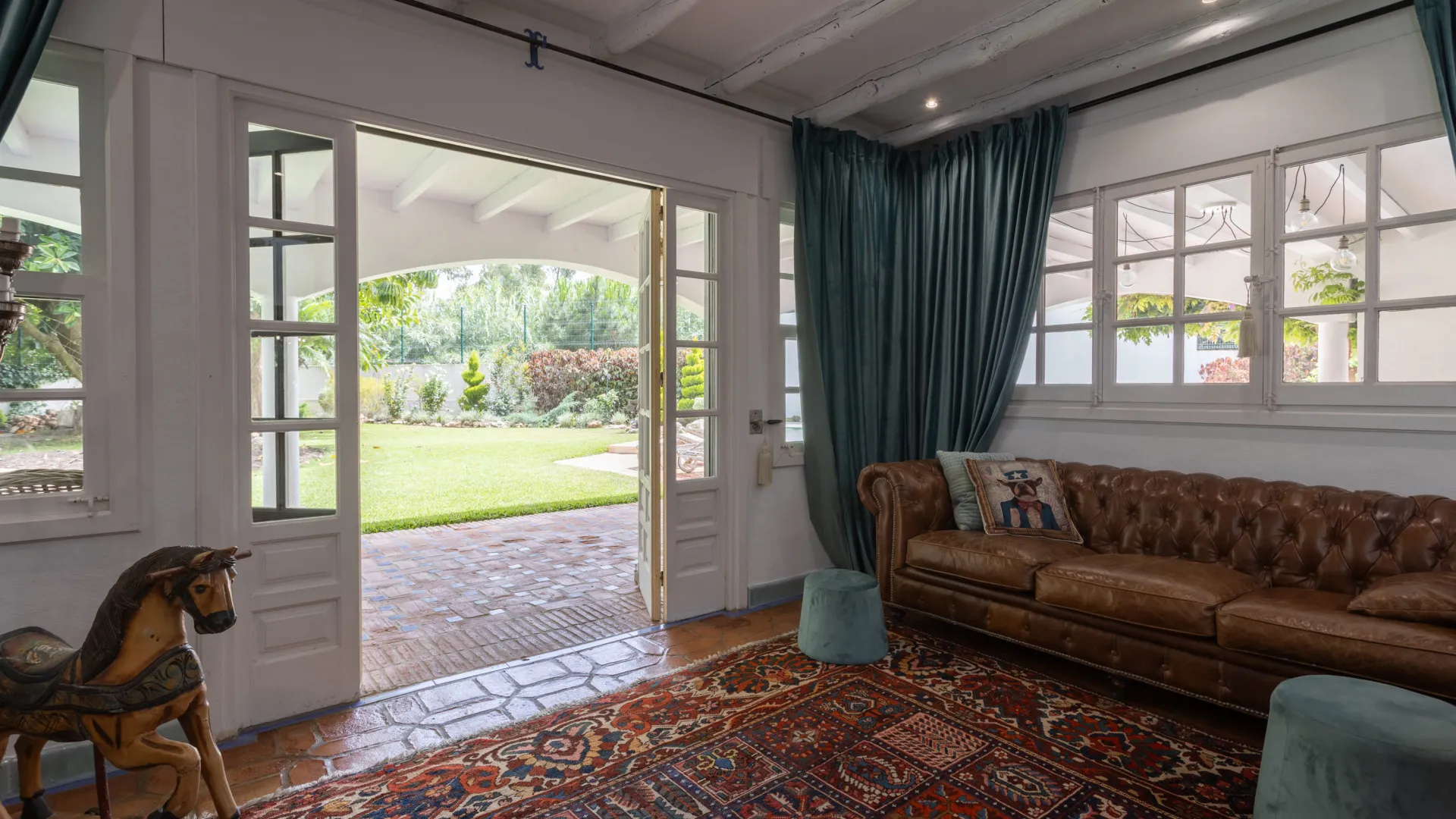 For sale Guadalmina Baja villa with 4 bedrooms