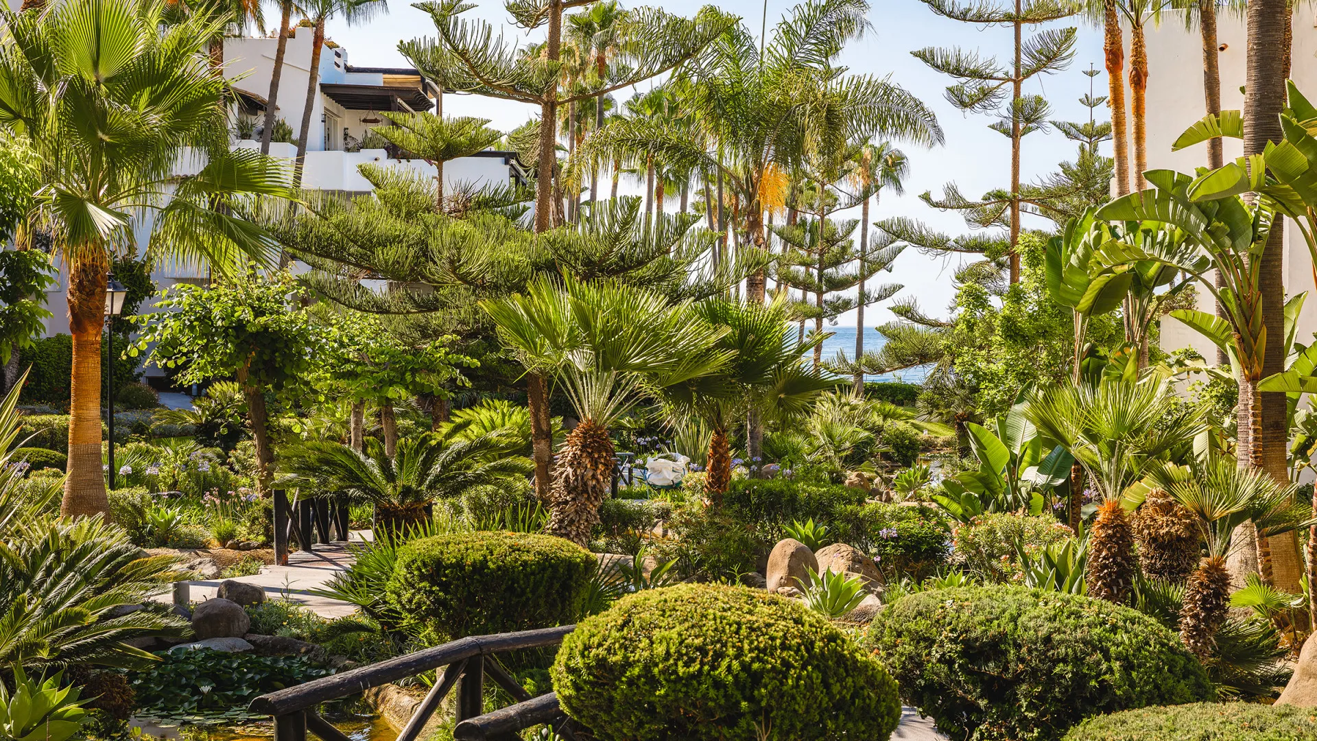 For sale Marina Puente Romano 3 bedrooms apartment