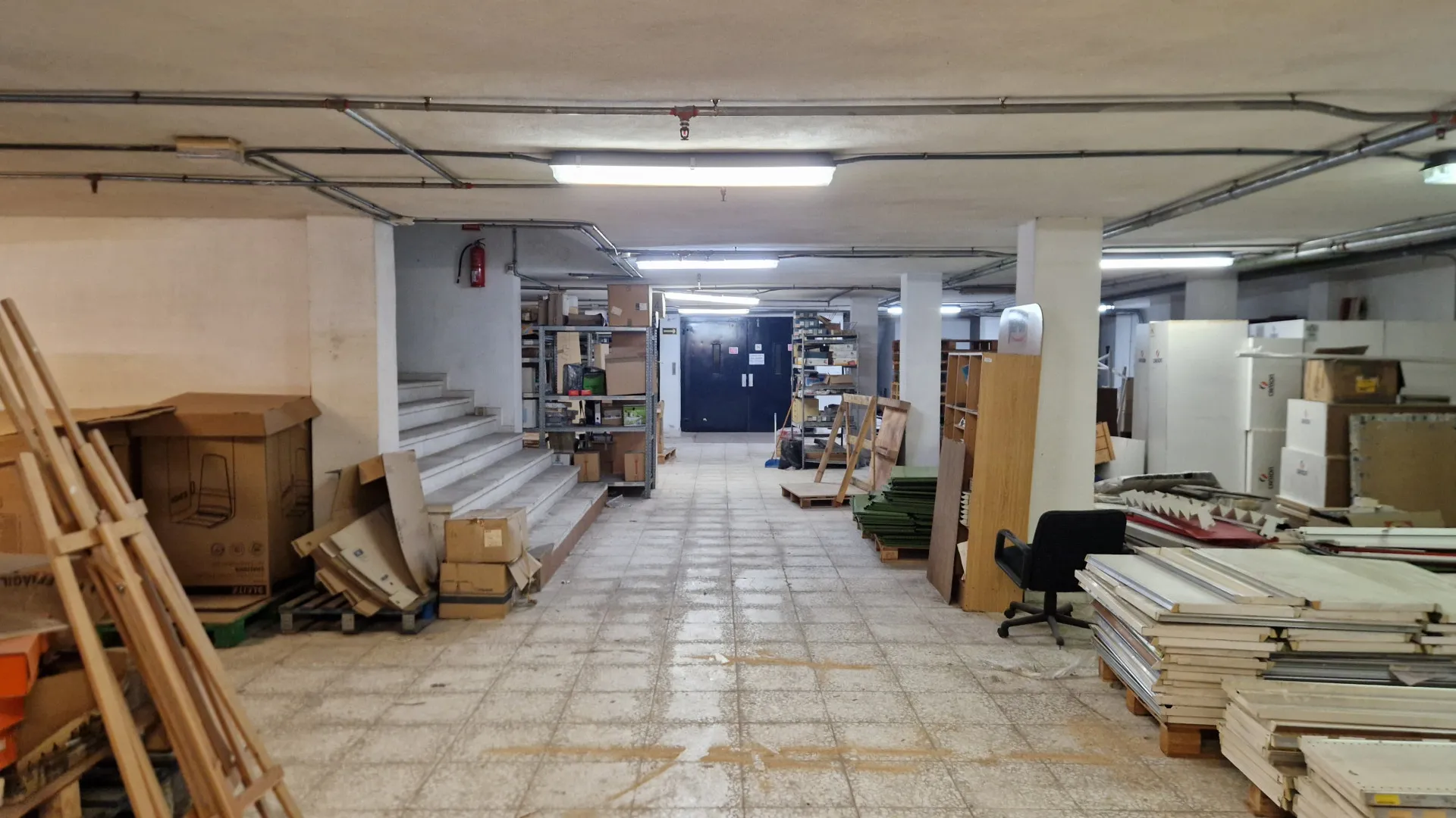 For sale commercial premises in Plaza de toros-La Ermita