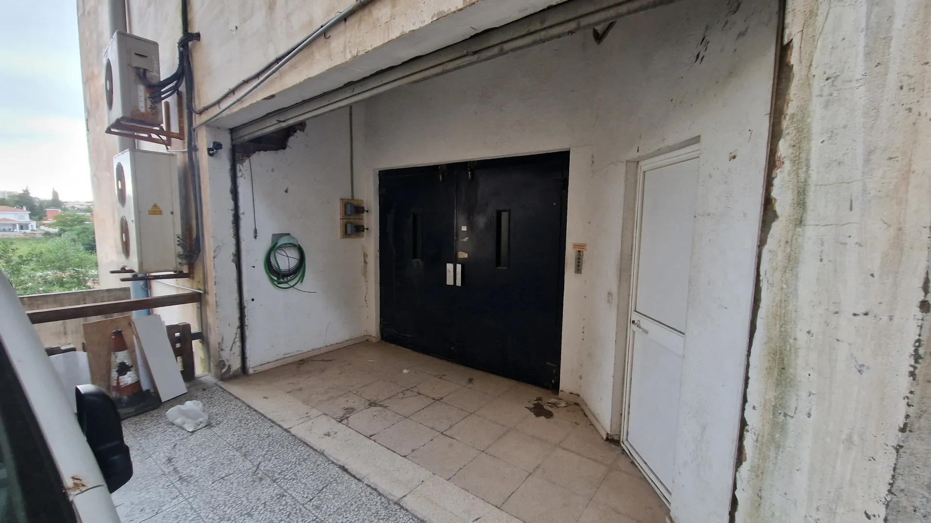 For sale commercial premises in Plaza de toros-La Ermita