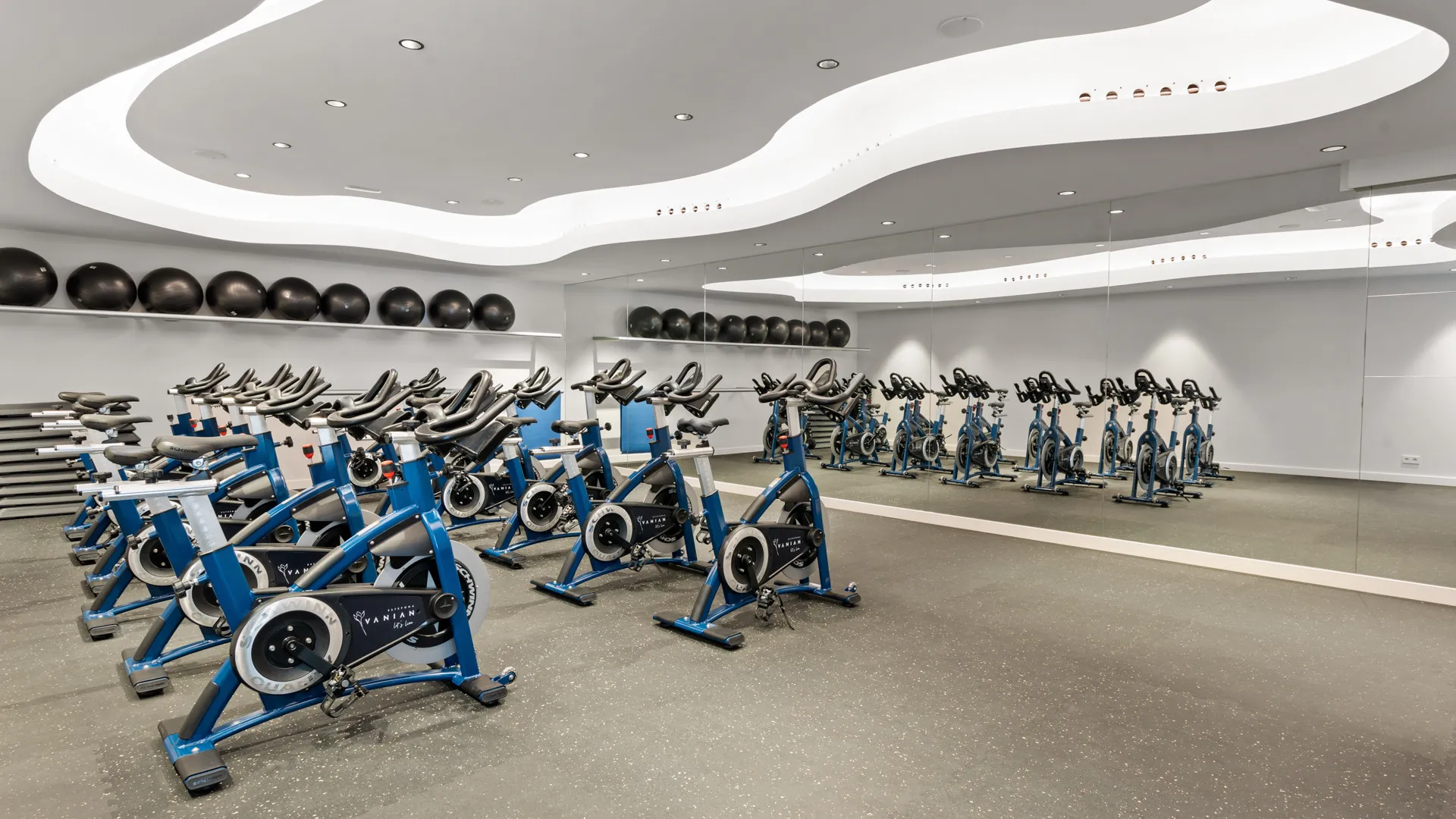 For sale Selwo 2 bedrooms penthouse