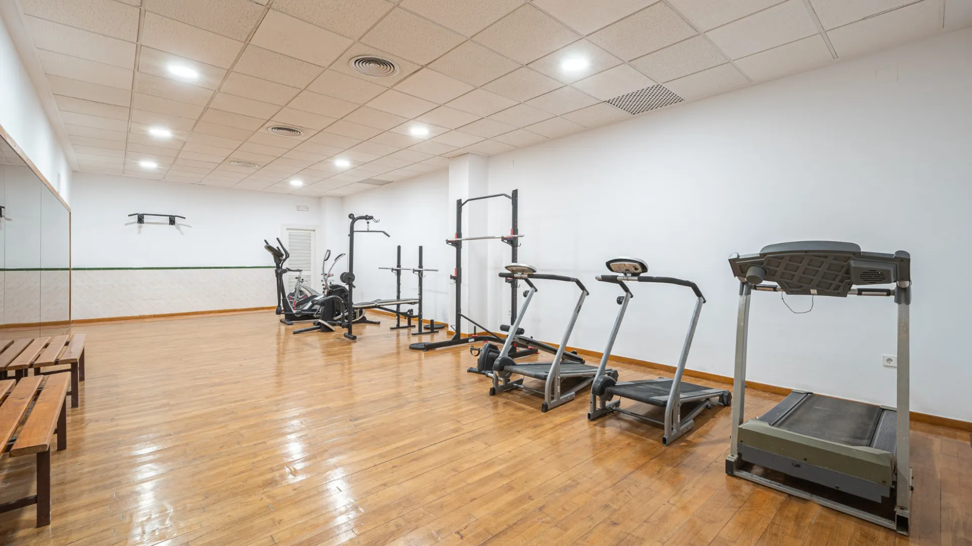 Aloha Gardens, apartamento planta baja a la venta de 2 dormitorios