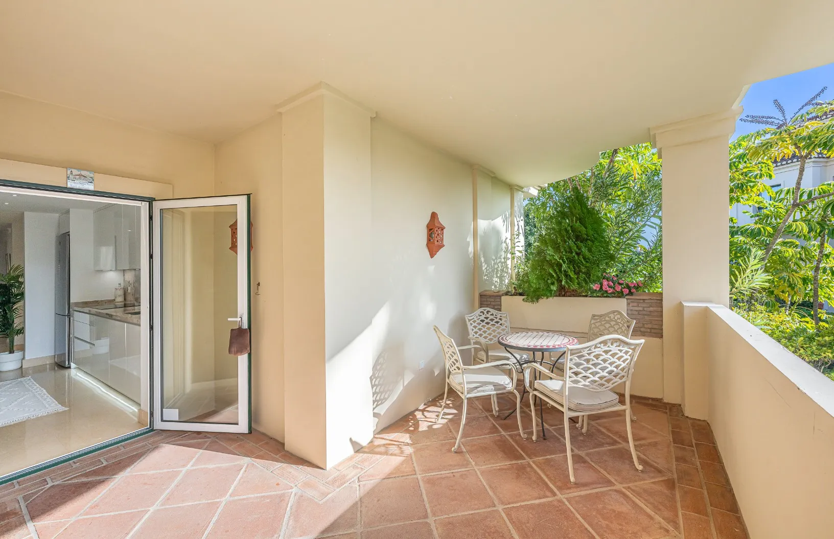 Buy Los Capanes del Golf 3 bedrooms ground floor apartment