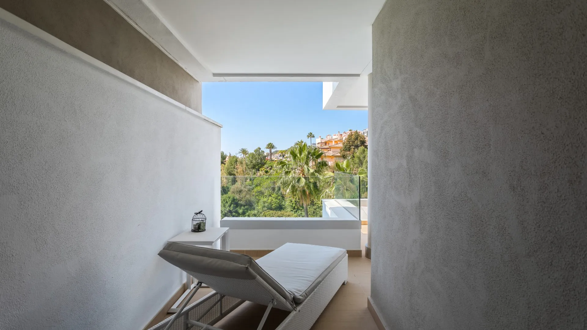 For sale Botanic apartment