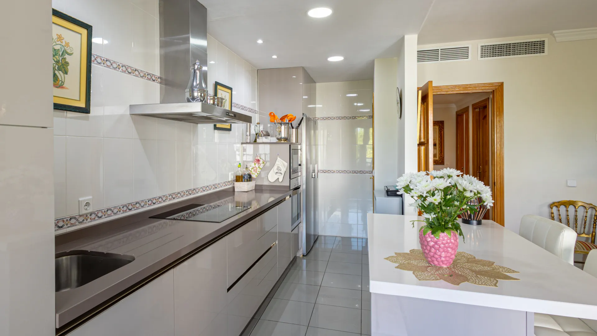 Atico duplex de 3 dormitorios en venta en Marbella Centro