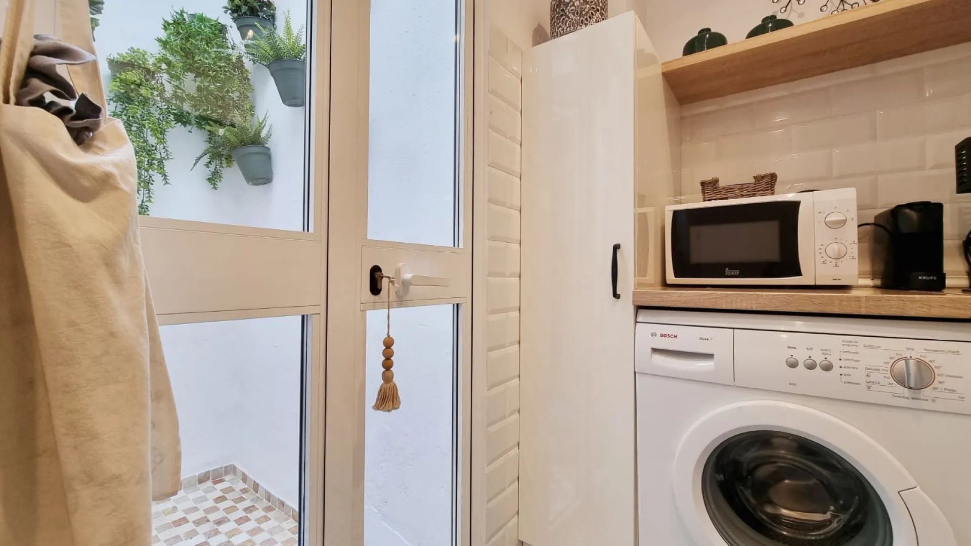 Buy 1 bedroom ground floor apartment in Marbella City