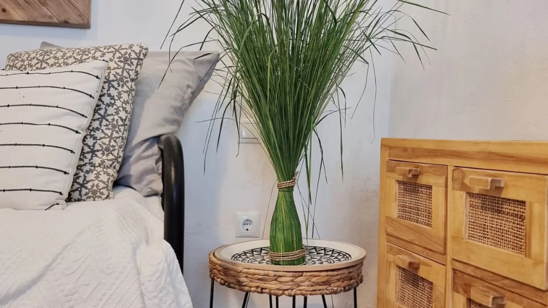 Buy 1 bedroom ground floor apartment in Marbella City