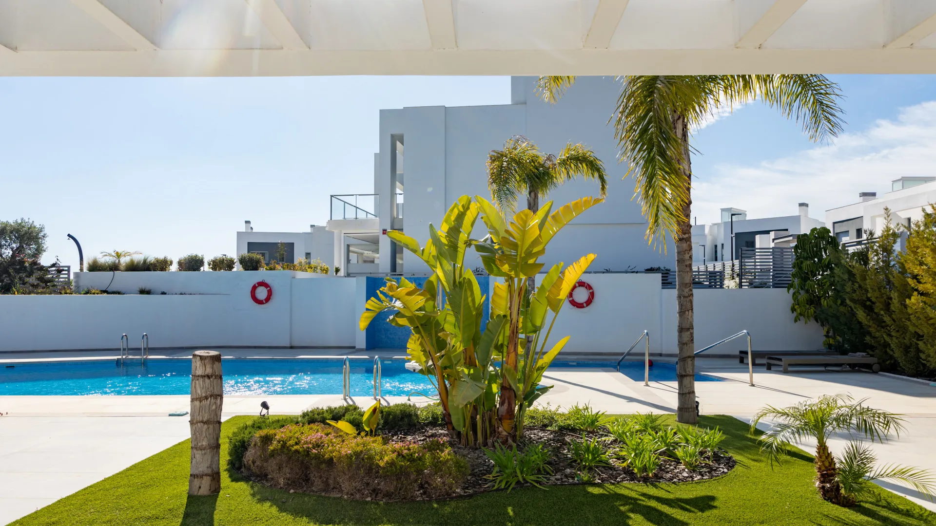 Se vende pareado en Alta Vista de 3 dormitorios