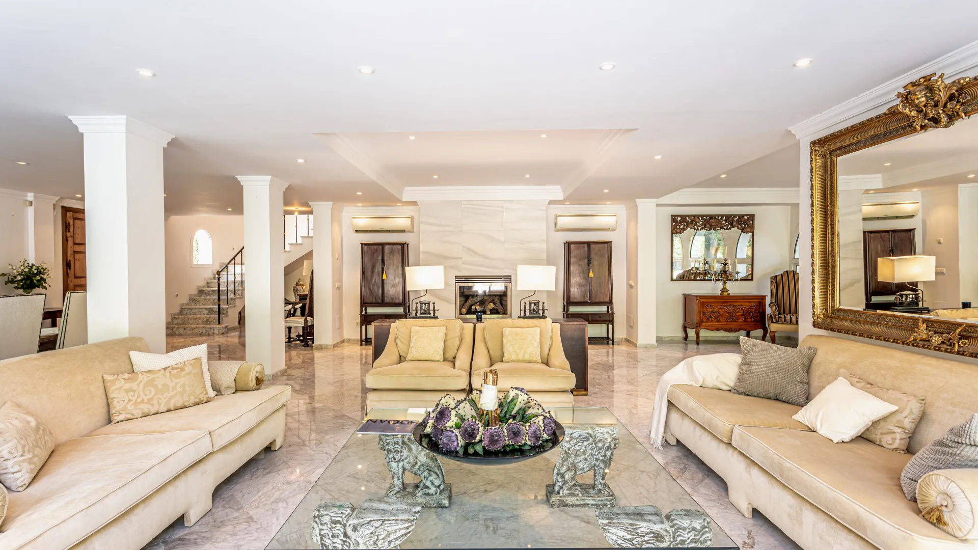 Los Monteros, villa con 5 dormitorios en venta